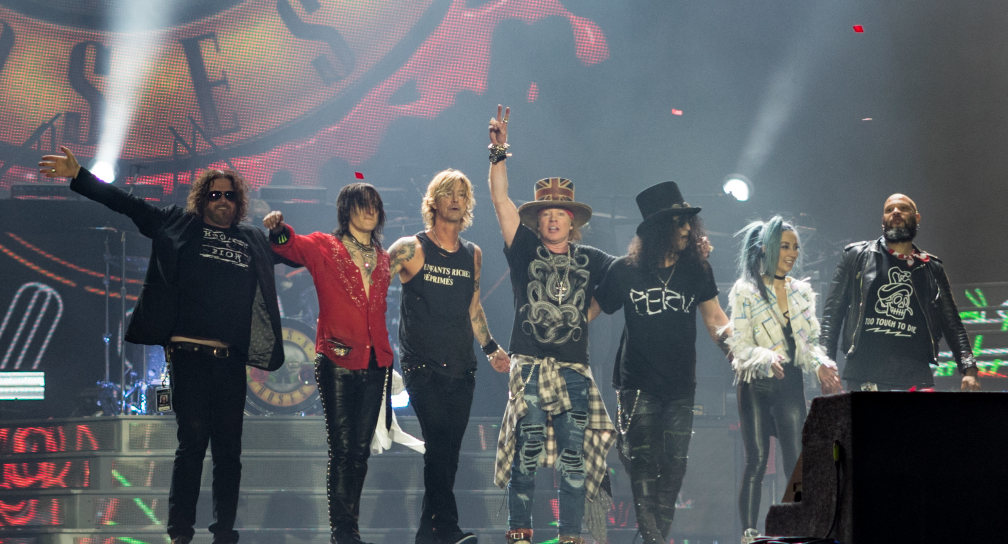 Guns N’ Roses Avrupa Turnesini Askıya Aldı Guns N’ Roses Avrupa Turnesini Askıya Aldı
